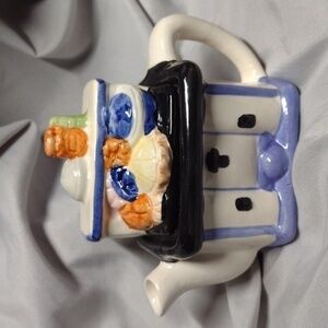 Vintage Tea Nee Teapot Kitchen